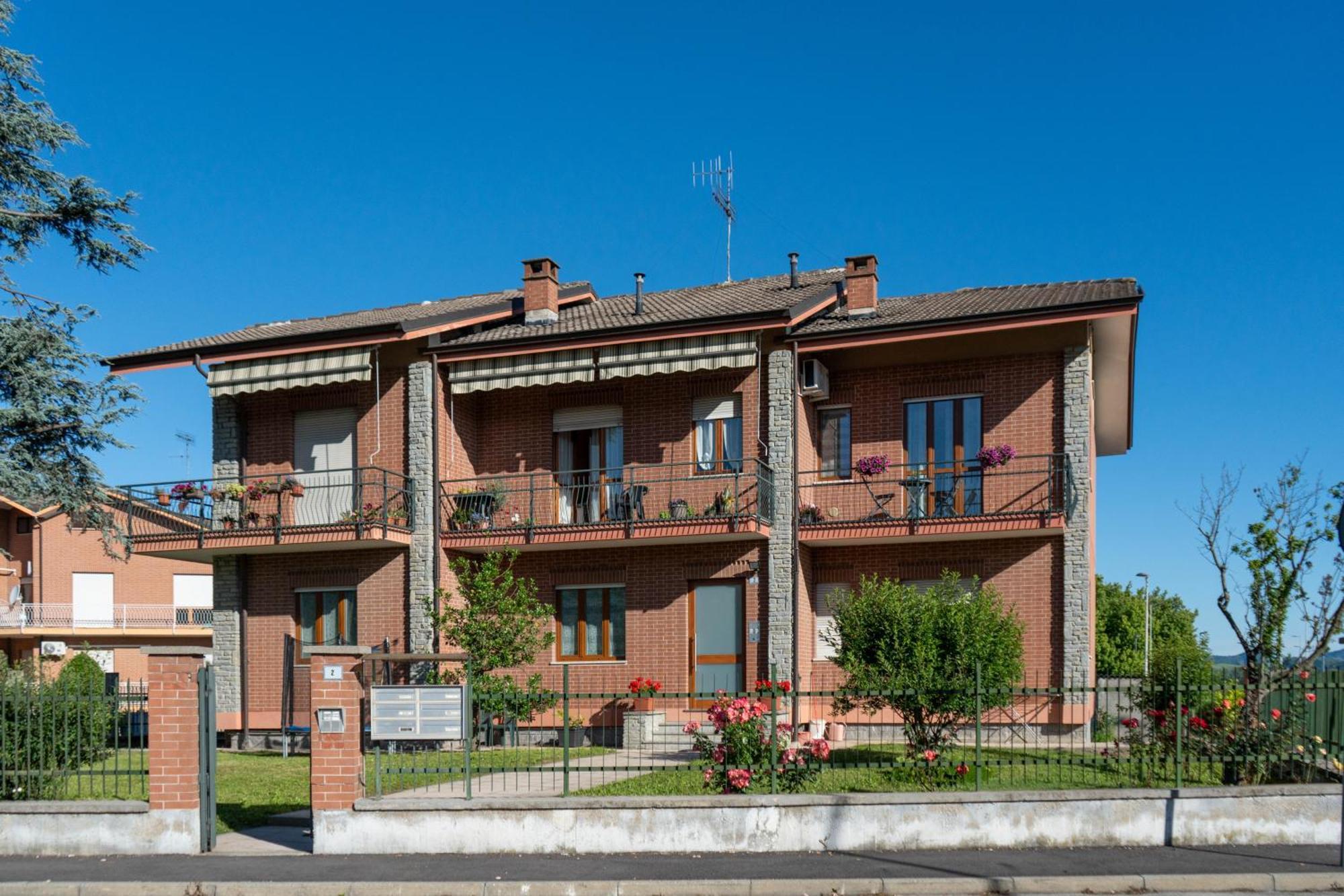 Appartamento Rayan Alba (Piedmont) Exterior foto
